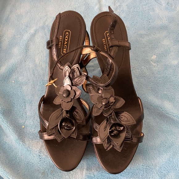 Coach heels - Picture 1 of 4